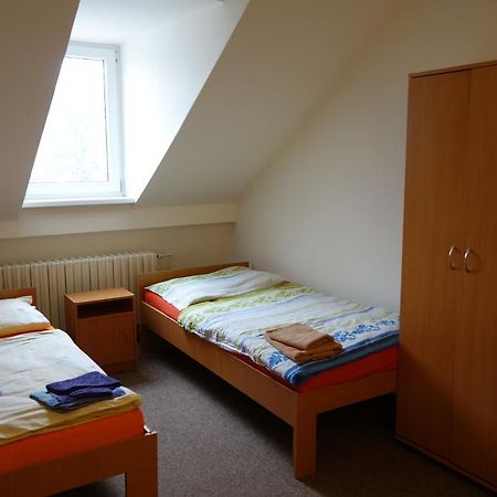 Restaurace Alvi Hotel Ostrava Ngoại thất bức ảnh