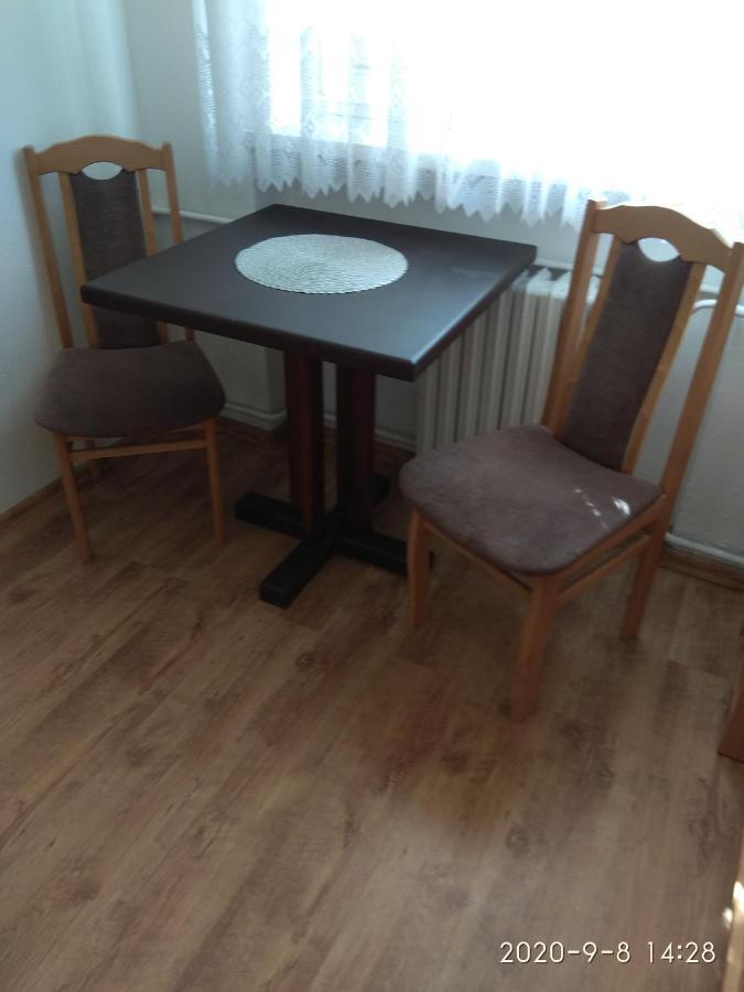 Restaurace Alvi Hotel Ostrava Ngoại thất bức ảnh