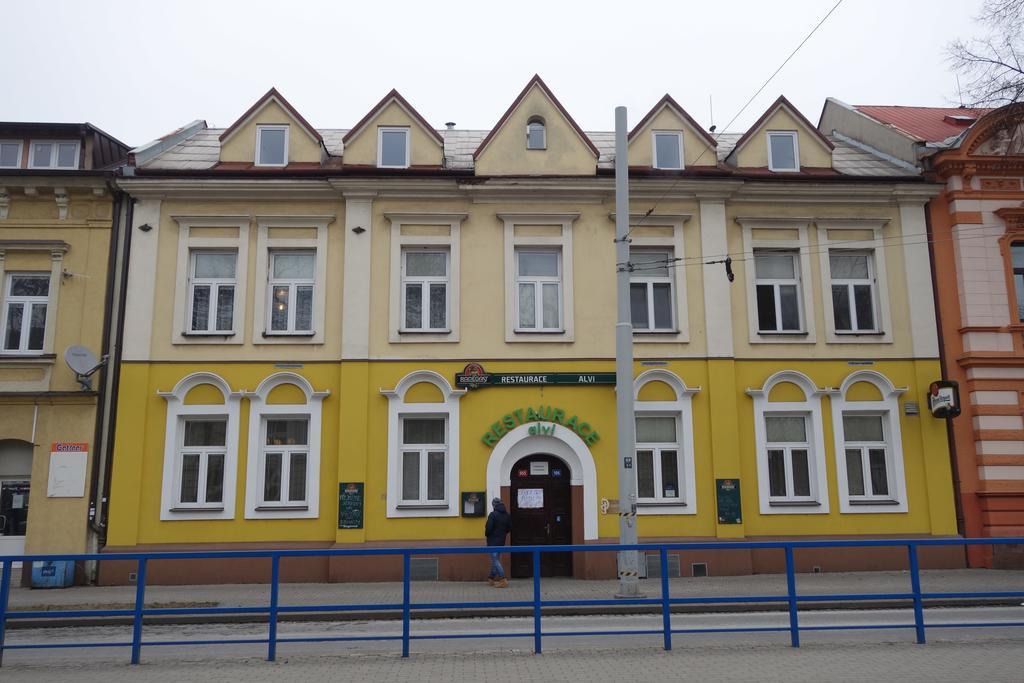 Restaurace Alvi Hotel Ostrava Ngoại thất bức ảnh