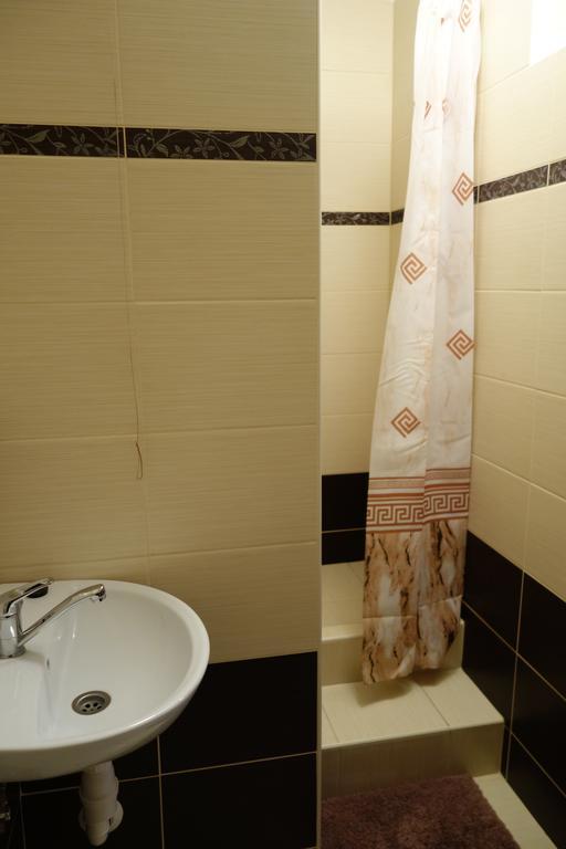 Restaurace Alvi Hotel Ostrava Ngoại thất bức ảnh