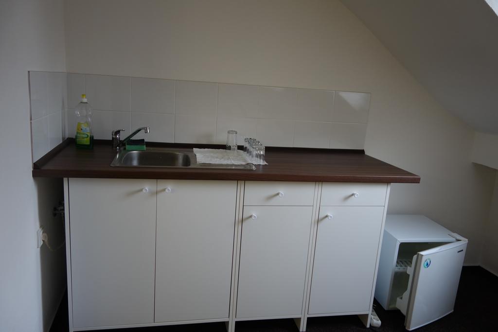 Restaurace Alvi Hotel Ostrava Ngoại thất bức ảnh